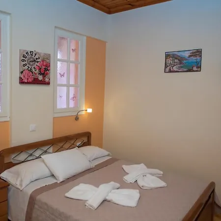Ferendinoy - Ferendinoy Dionisia Nydri (Lefkada)