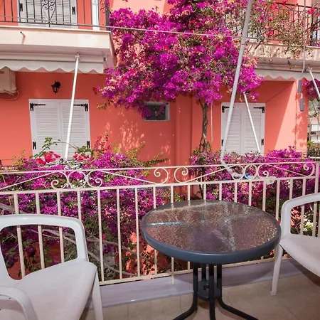 Ferendinoy - Ferendinoy Dionisia 招待所 3*